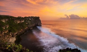 Sunset Pura Uluwatu