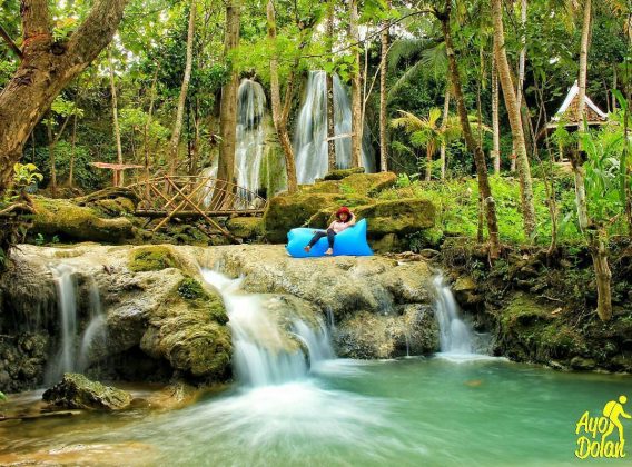 Pantai Watu Lumbung Gunungkidul Yogyakarta